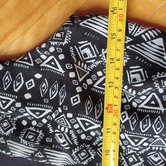 Suzy Shier Jumpsuit Size S - Picture 14 of 15